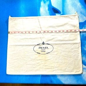 PRADA Dust Cover